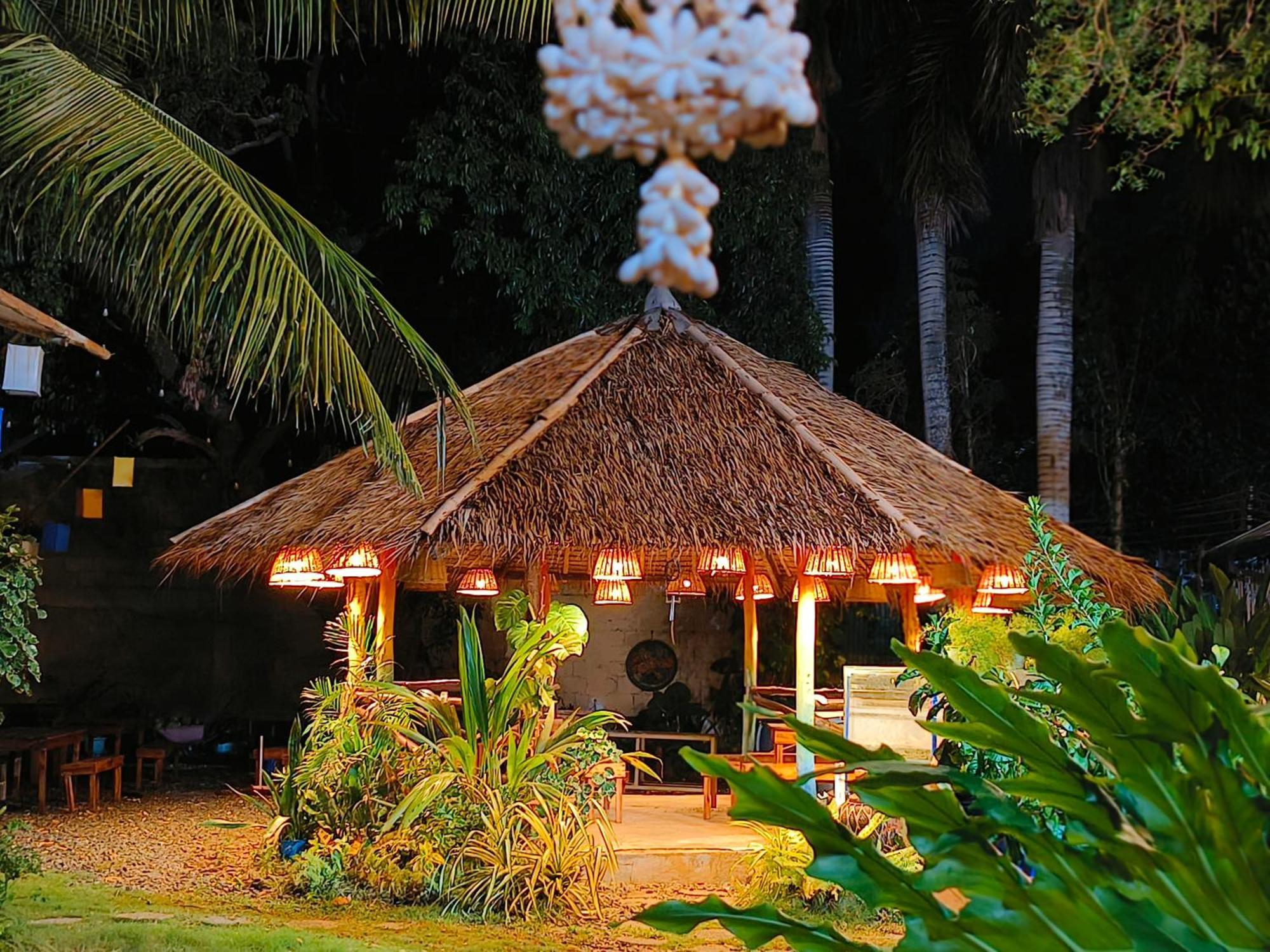Lokal Hut Bed And Breakfast 公主港 外观 照片